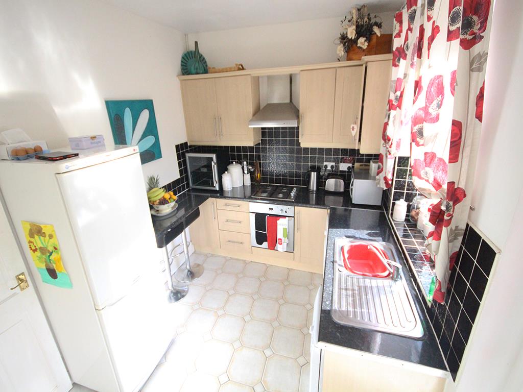 2 bedroom terraced house To Let in Trawden, Colne - 2016-10-04 10.05.18.jpg